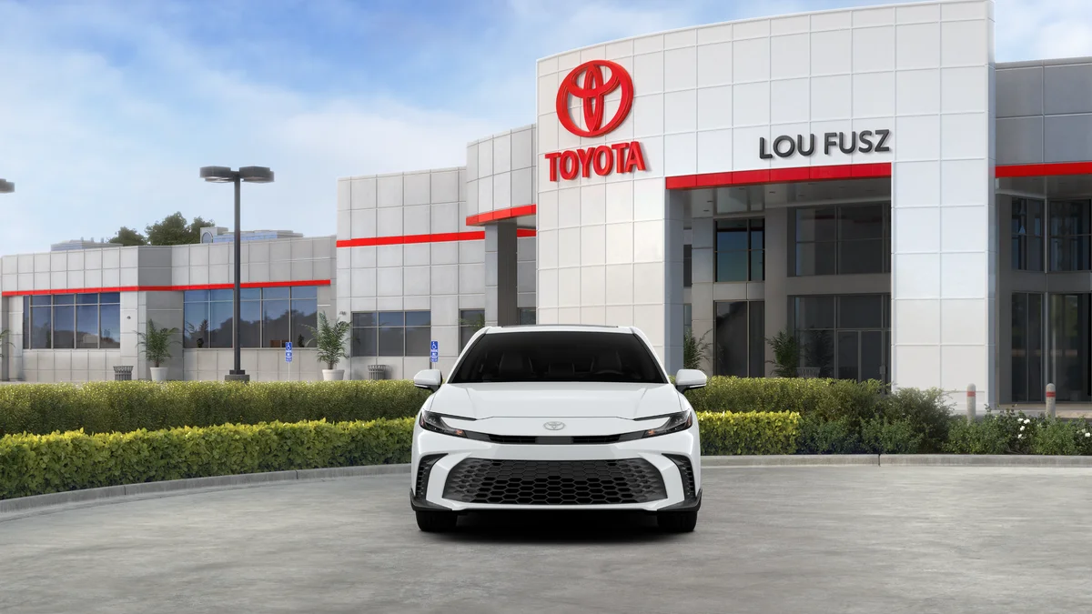 New 2027 Ice Cap Toyota SE image 17