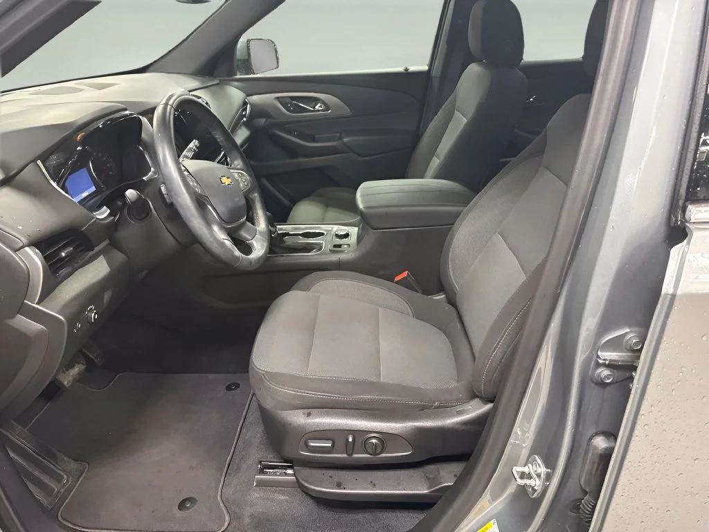 2023 Chevrolet Traverse 1LT - Photo 11