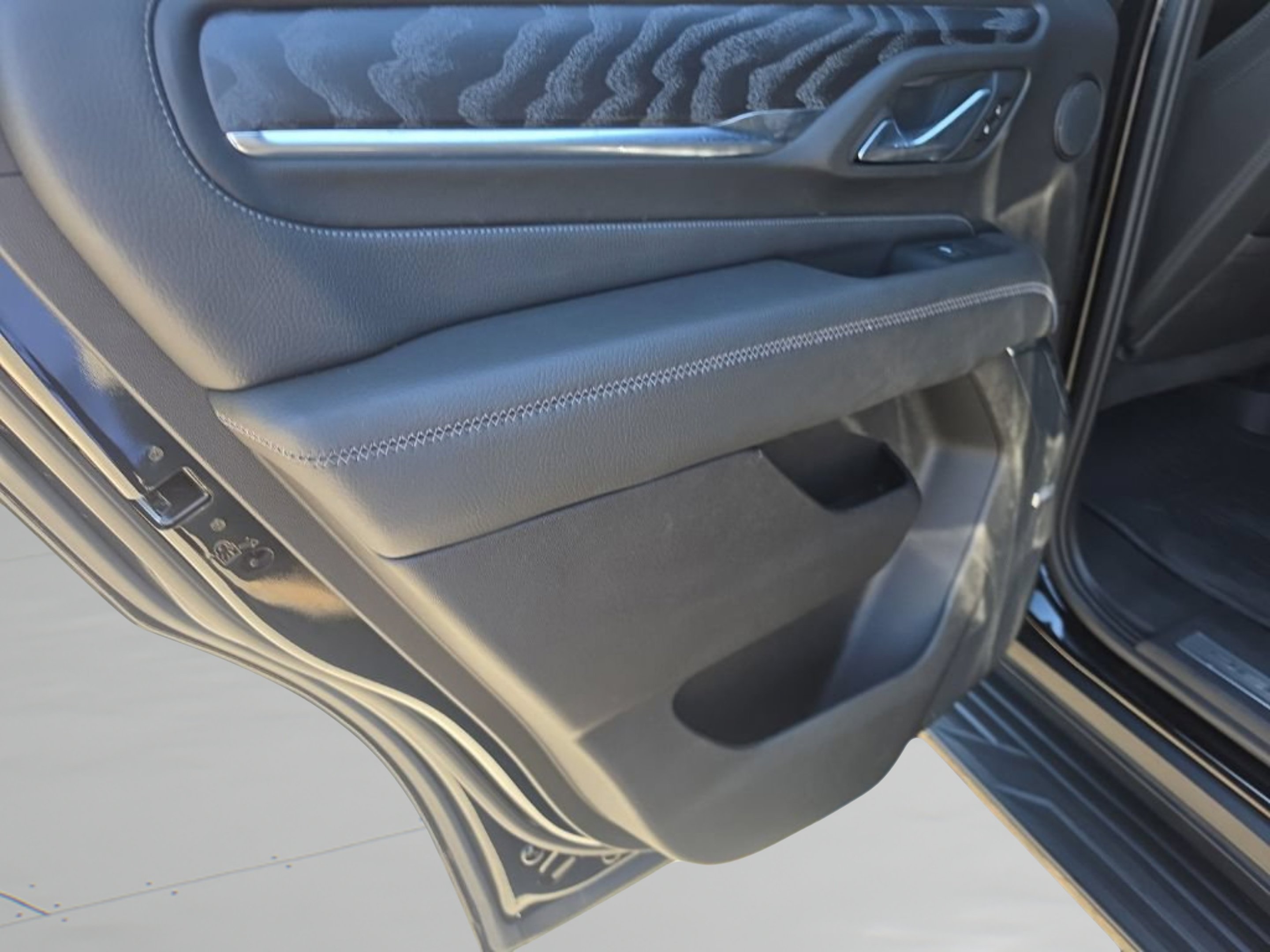 Used 2021 ONYX BLACK GMC Denali image 25