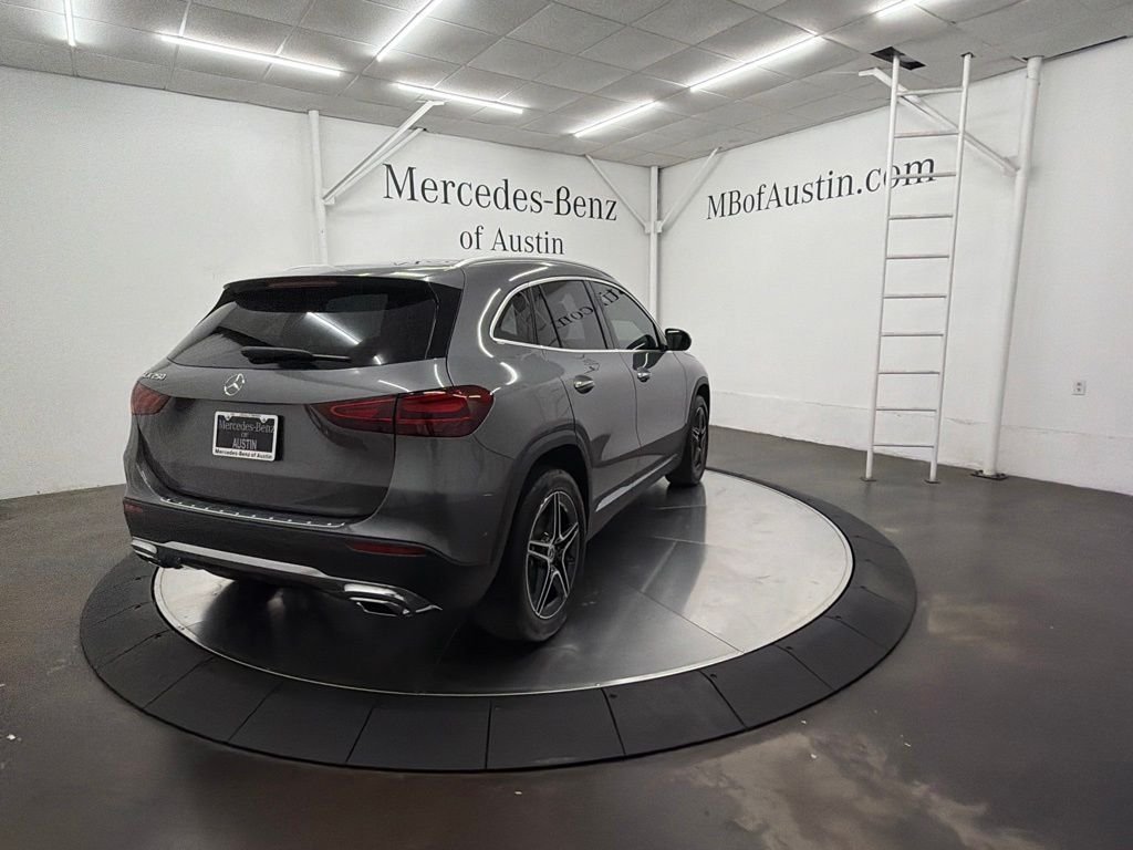 New 2026 Mountain Grey Metallic Mercedes-Benz GLA 250 image 7