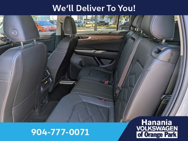 New 2026 Silver Volkswagen 2.0T SE w/Technology image 19