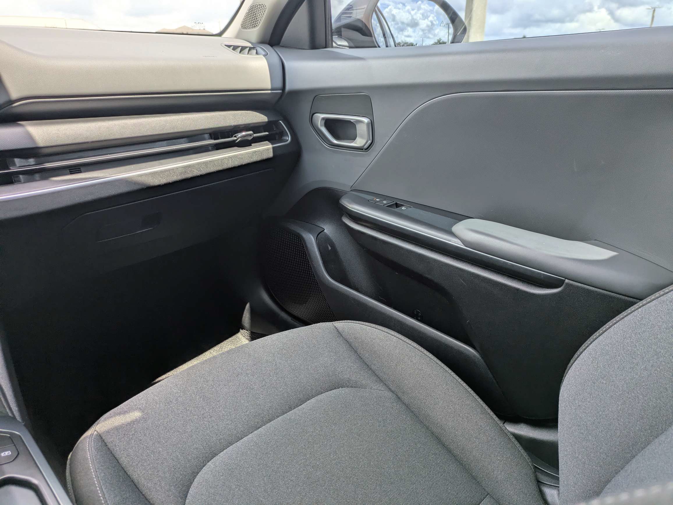 Certified Used 2025 Interstellar Gray Kia LXS image 17