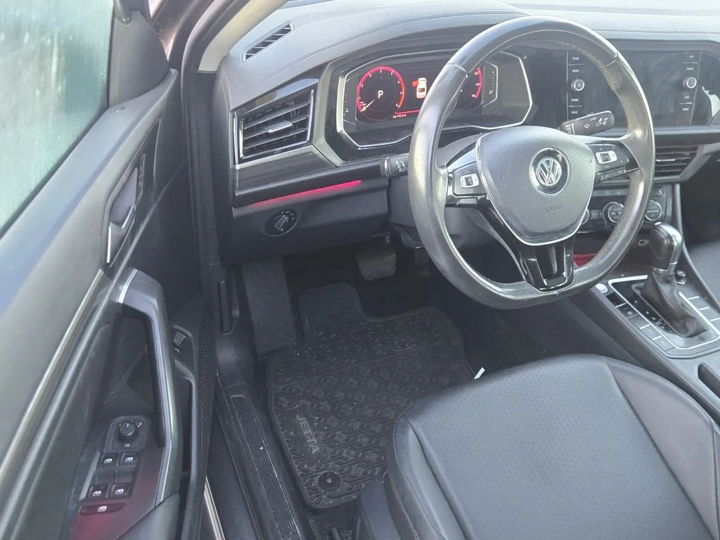 Used 2019  Volkswagen SEL image 5