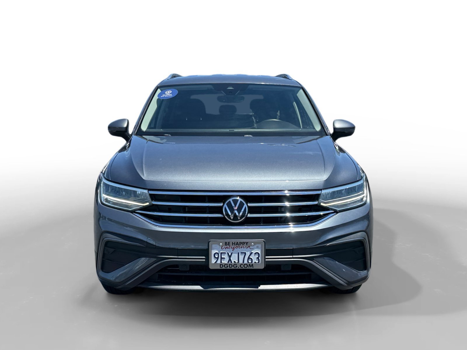 Certified Used 2023 Platinum Gray Metallic Volkswagen 2.0T SE image 8