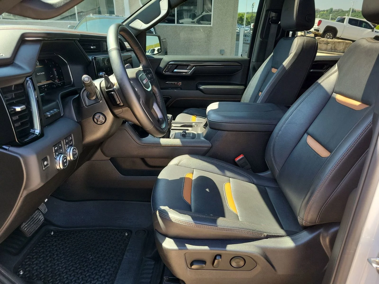 2025 GMC Sierra 1500 AT4 - Photo 20