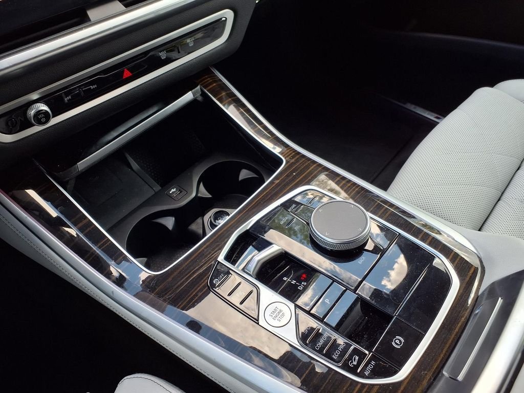 Used 2025 Brooklyn Grey Metallic BMW M60i image 5