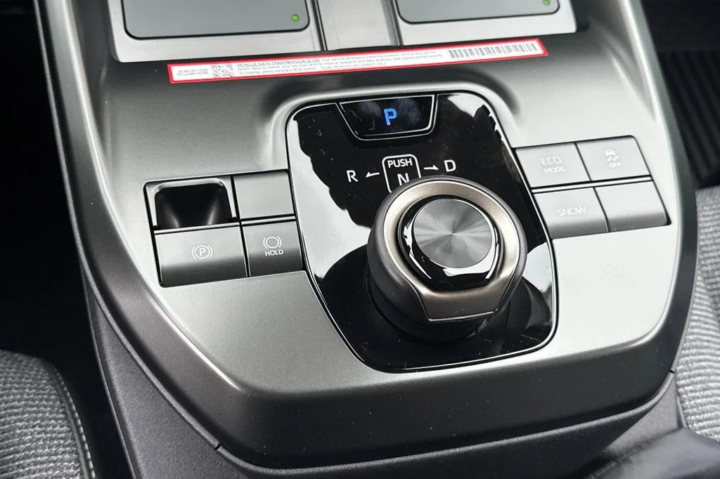 New 2026 Wind Chill Pearl <sup>1</sup> Toyota  XLE image 21