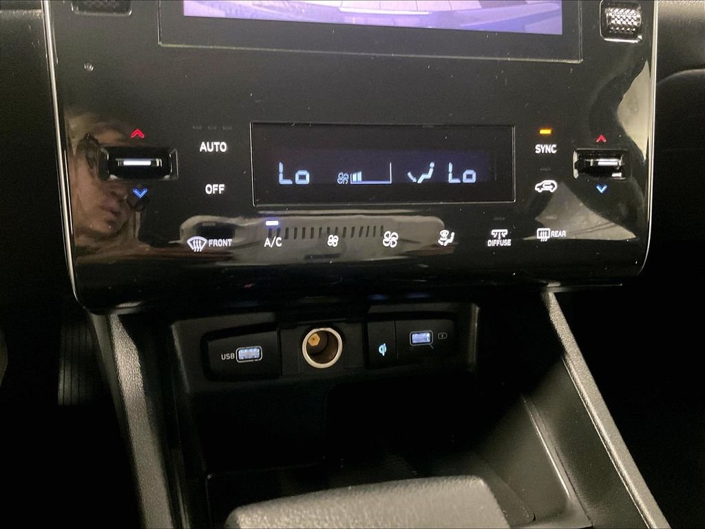 Used 2024 Hampton Gray Hyundai SEL image 25