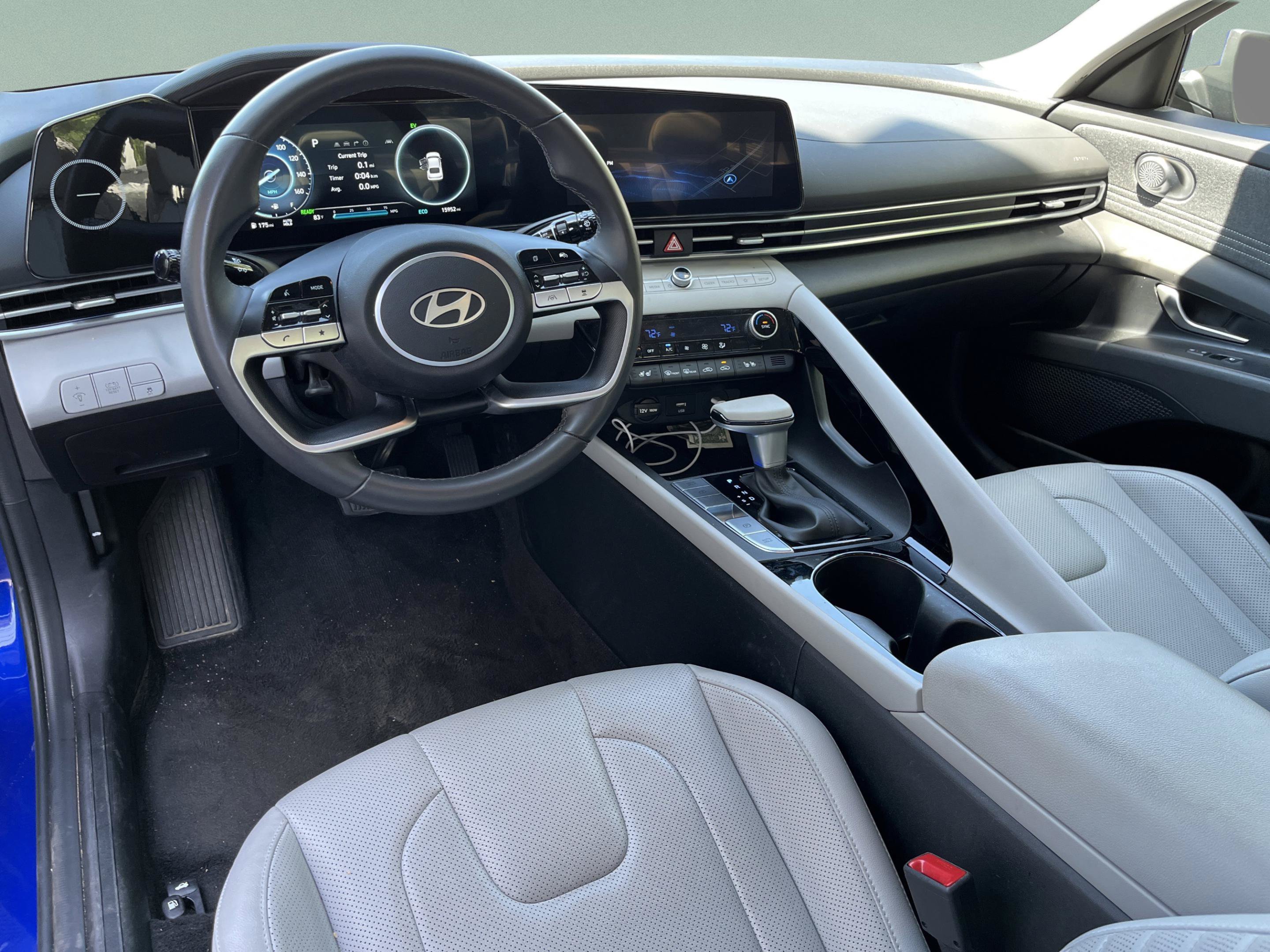 Used 2025 Intense Blue Hyundai Limited image 12