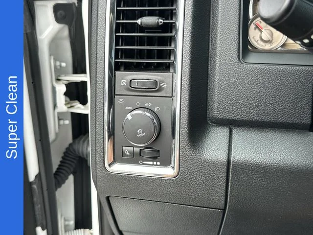 Used 2017 White Ram Laramie Longhorn image 31