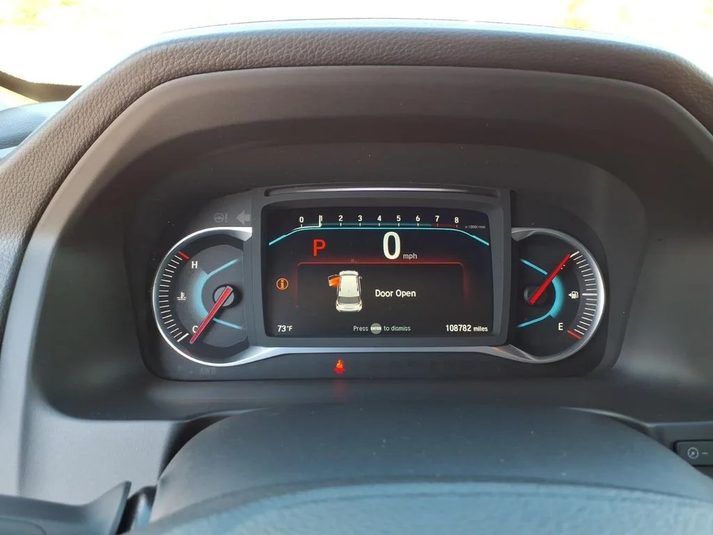 Used 2020 Silver Honda EX-L image 19