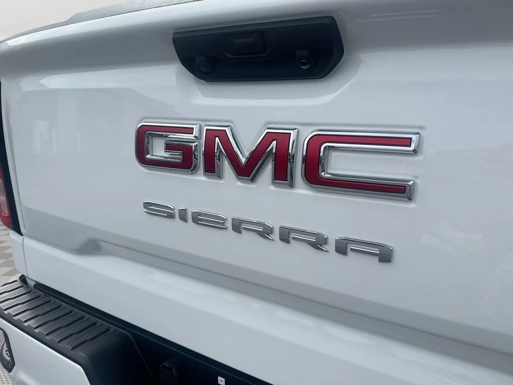 New 2026 Summit White GMC Elevation image 26