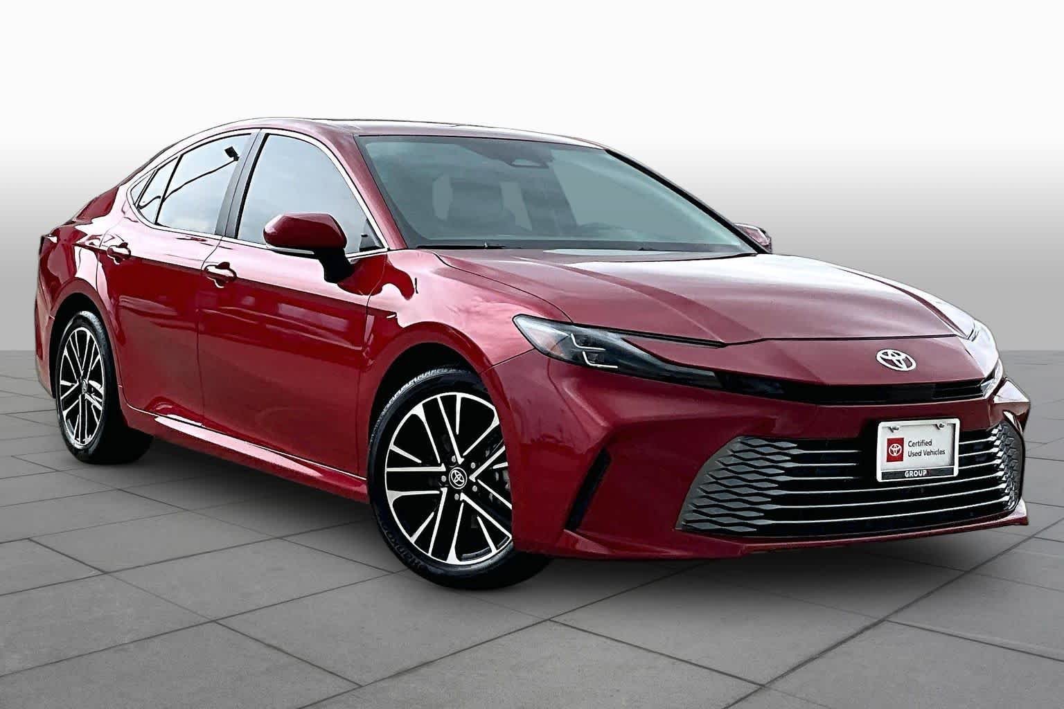 Used 2026 Supersonic Red Toyota XLE image 3