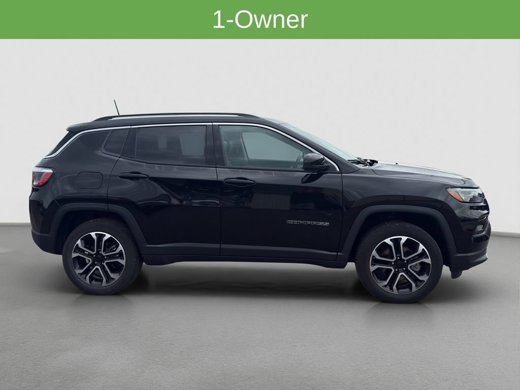 Used 2022 Black Jeep Limited 4x4 image 7