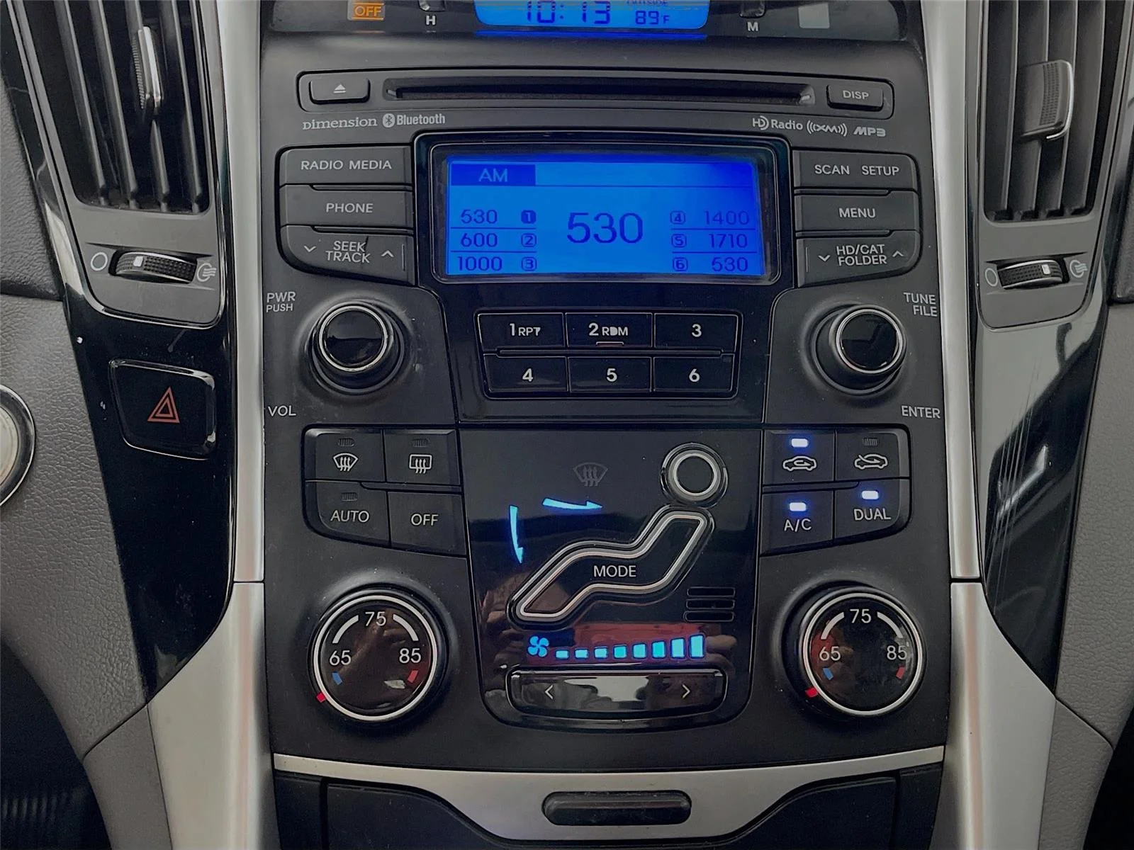 Used 2013 Pacific Blue Pearl Hyundai Limited PZEV image 18