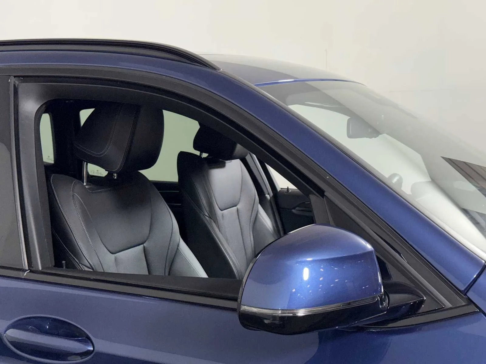 Certified Used 2023 Phytonic Blue Metallic BMW xDrive30i image 30