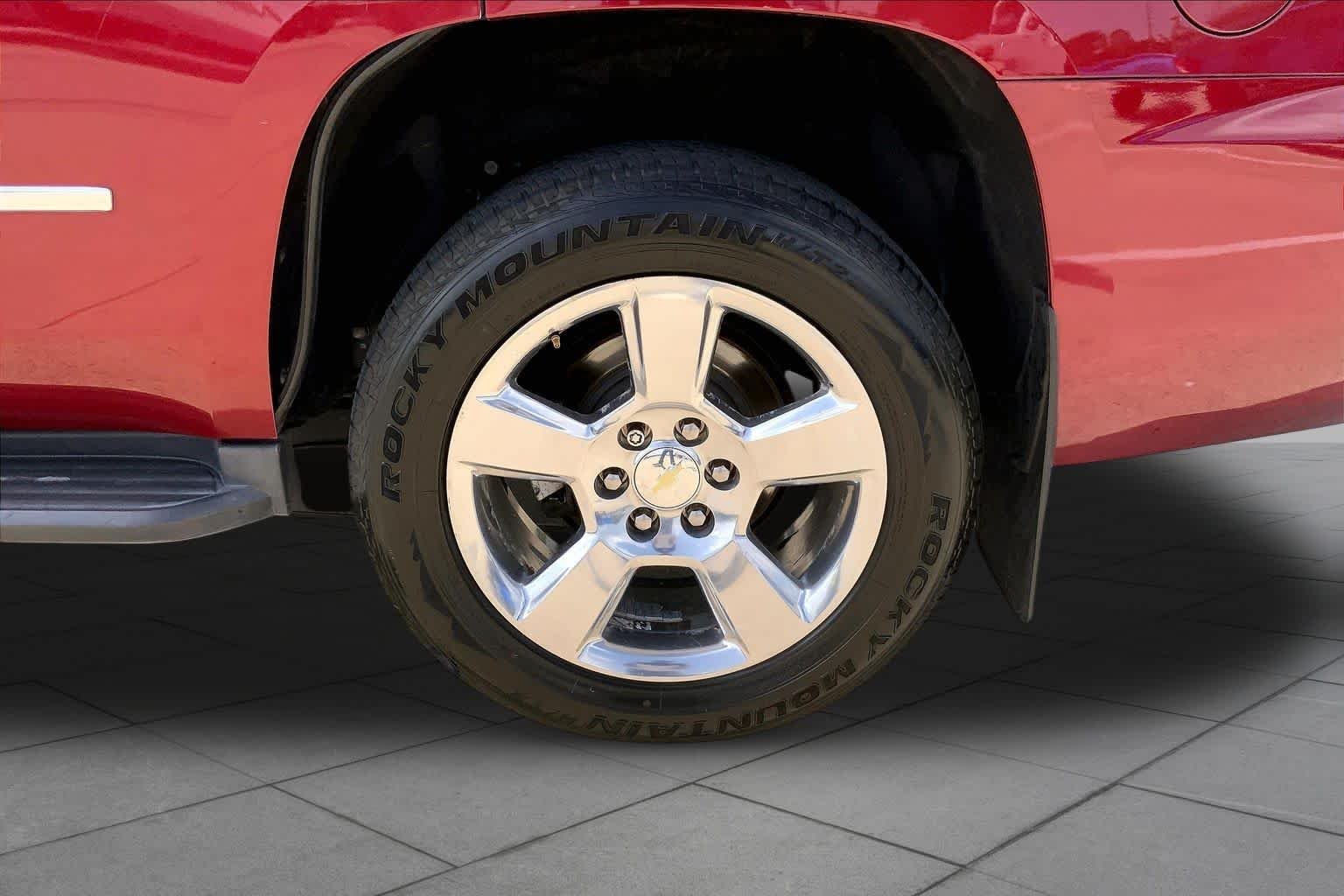 Used 2016 SIREN RED TINTCOAT Chevrolet LT image 10
