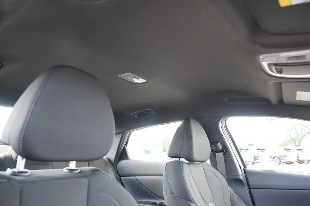 Used 2026 Gray Hyundai SEL Sport image 13