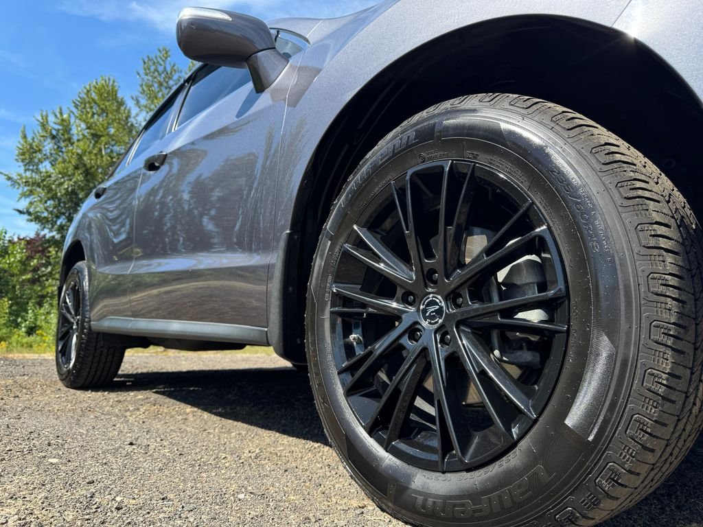 Used 2017 Modern Steel Metallic Acura Base image 48