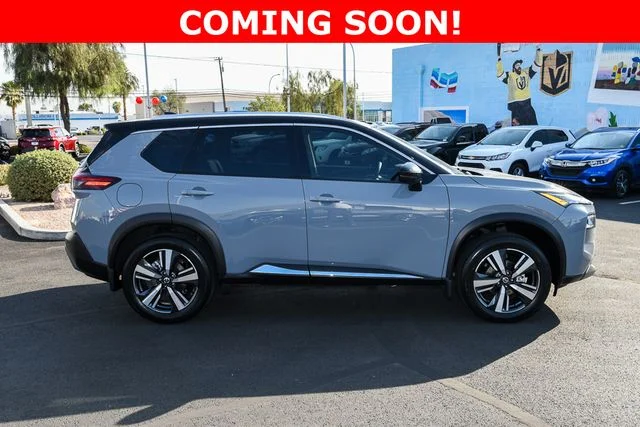 Used 2021 Gray Nissan SL image 6