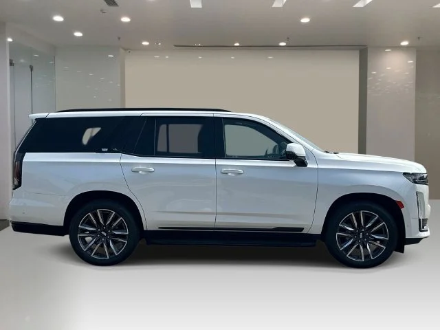 Used 2021 White Cadillac Sport Platinum image 6