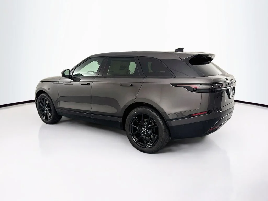 New 2026 Charente Grey Land Rover Belgravia Edition image 7
