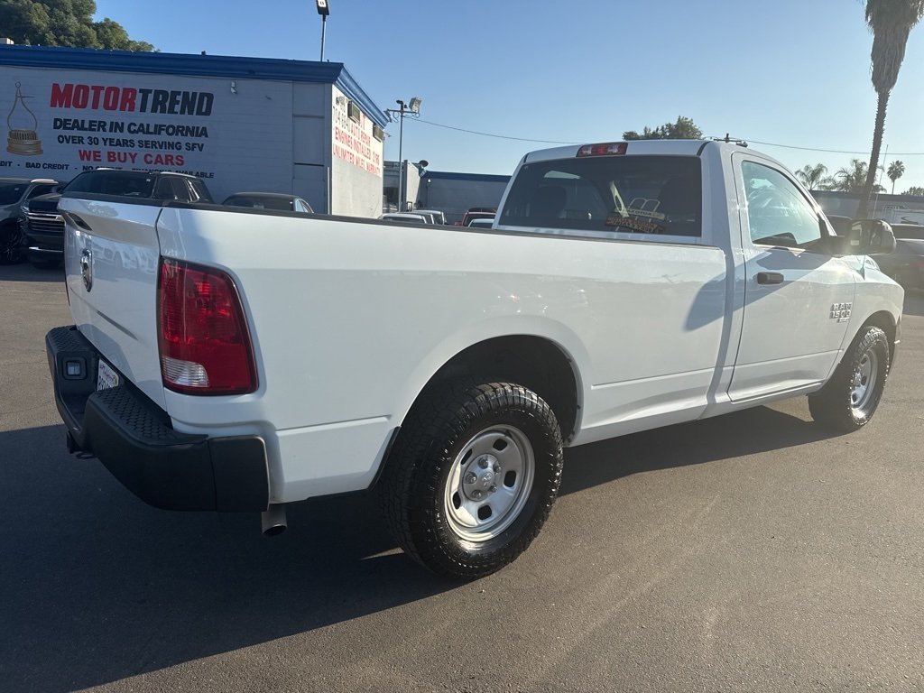 2022 Ram 1500 Classic Tradesman photo 3