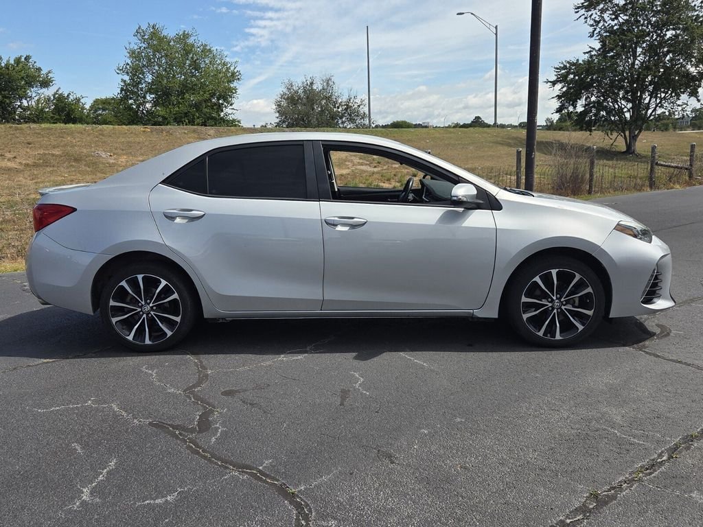 Used 2019 Silver Toyota SE image 12