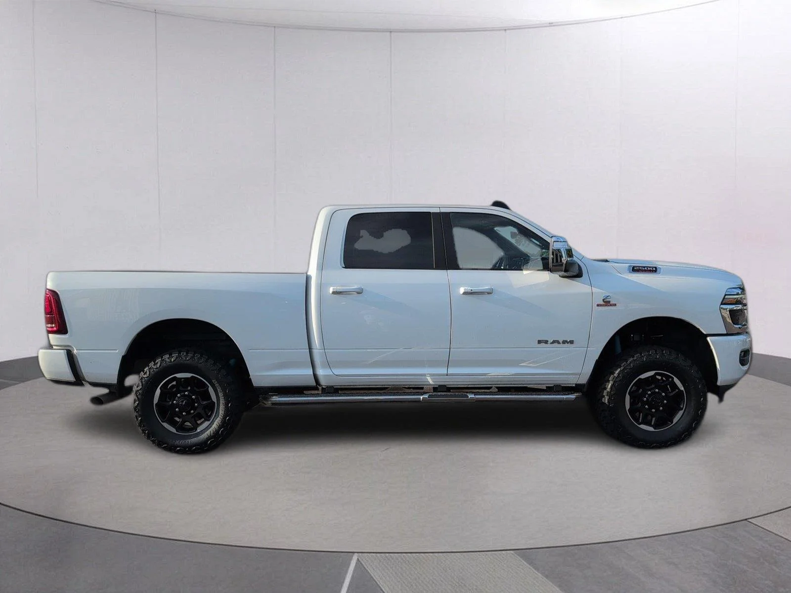 Used 2025 Bright White Clearcoat Ram Laramie image 8