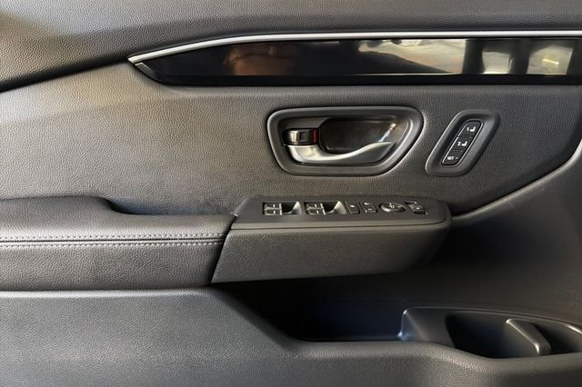 New 2026 Sonic Gray Pearl Honda EX-L image 9