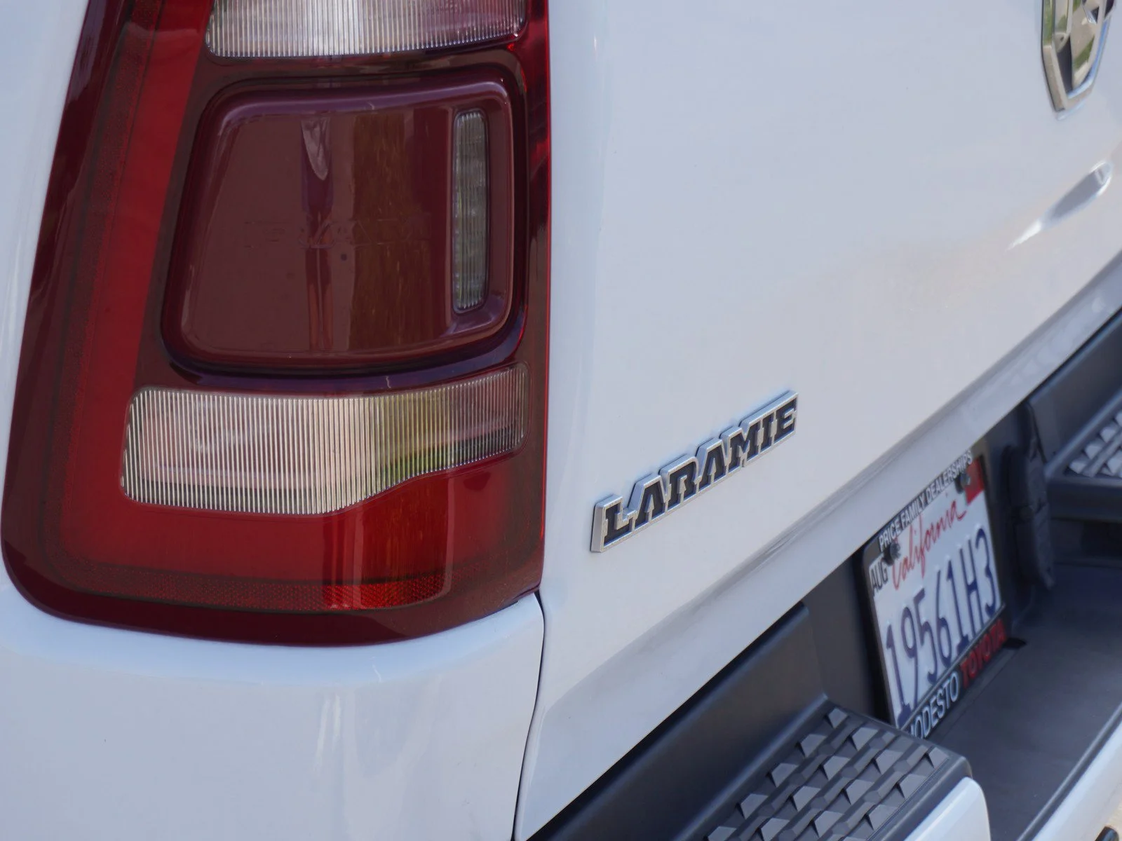 Used 2021 Bright White Clearcoat Ram Laramie image 11