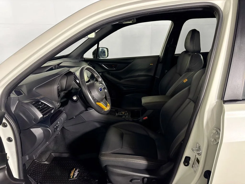 Used 2024 White Subaru Wilderness image 11