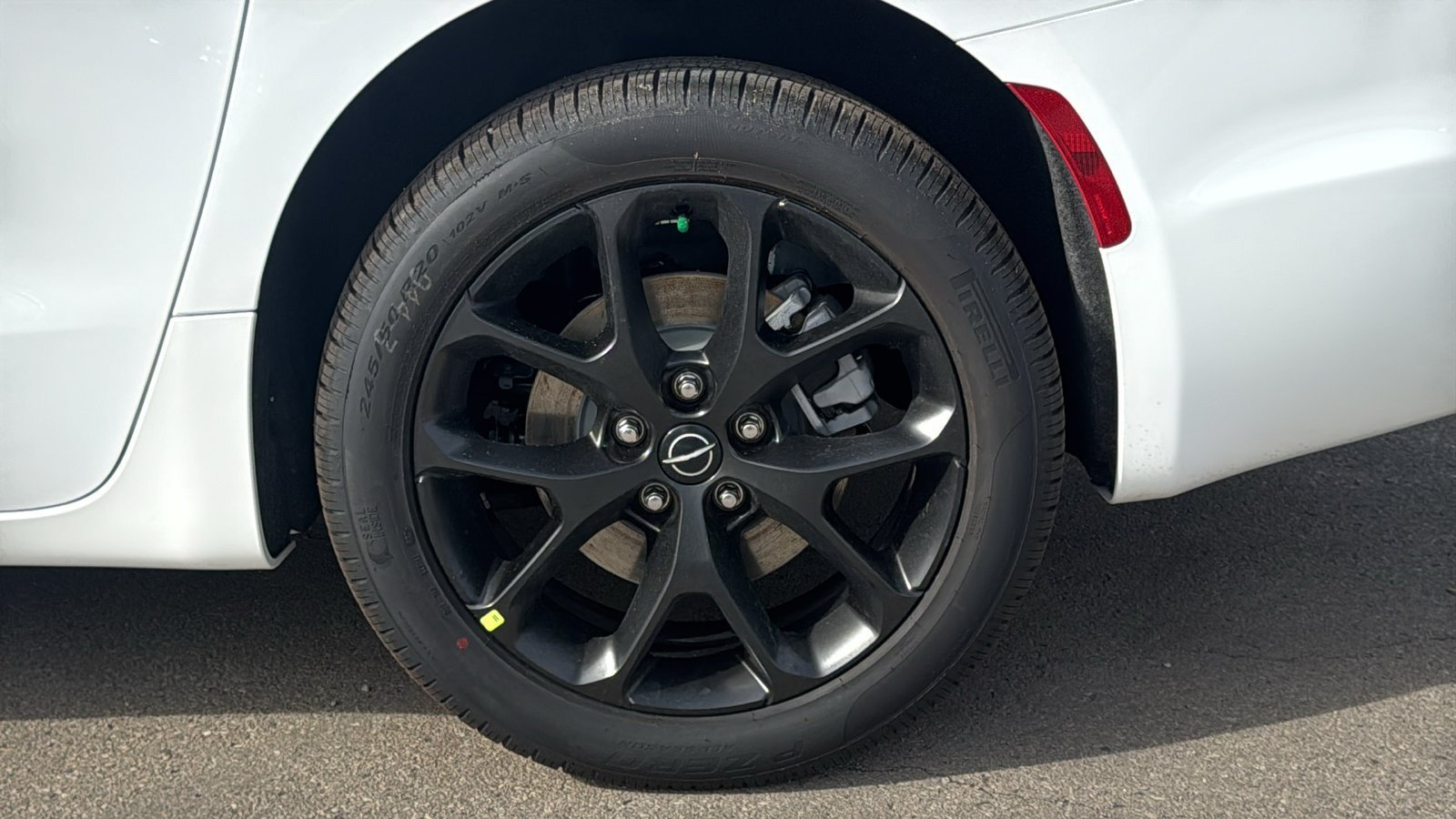 2026 Chrysler Pacifica Limited - Photo 25