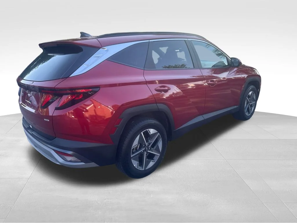 Used 2025 Red Hyundai SEL image 24