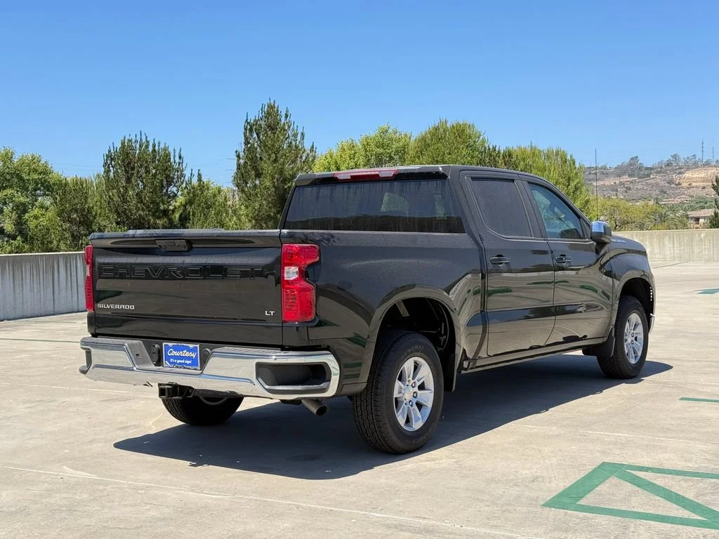 2026 Chevrolet Silverado 1500 LT - Photo 4