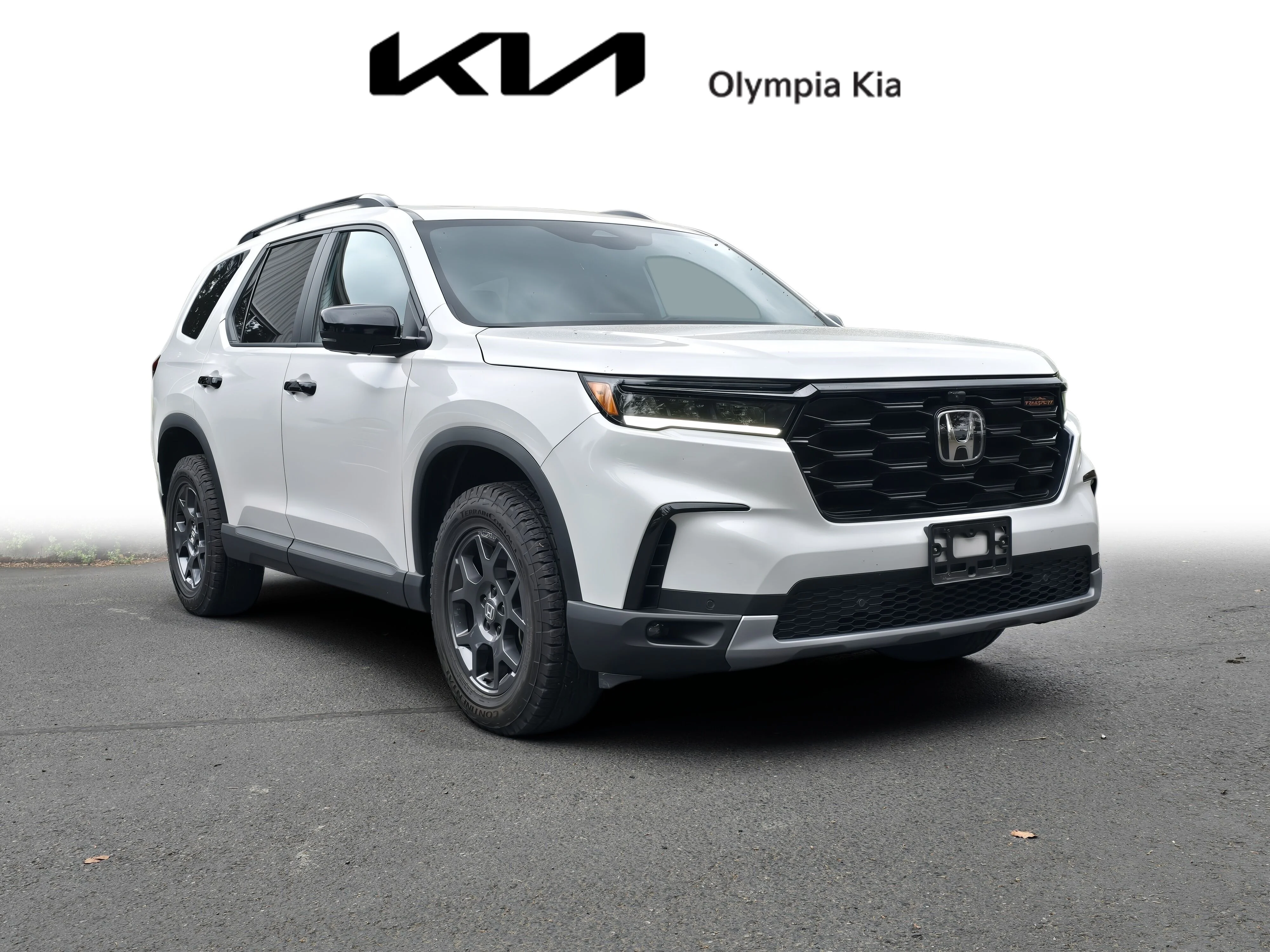 Used 2024 Platinum White Pearl Honda TrailSport image 1