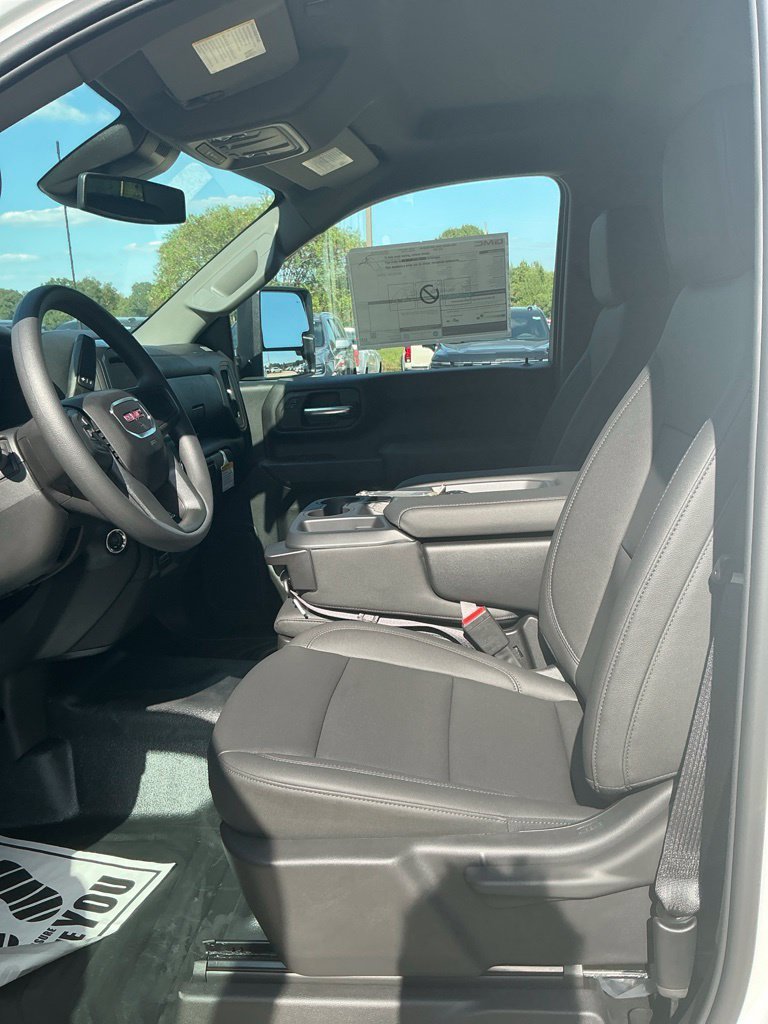 2026 GMC Sierra 2500HD Pro - Photo 9
