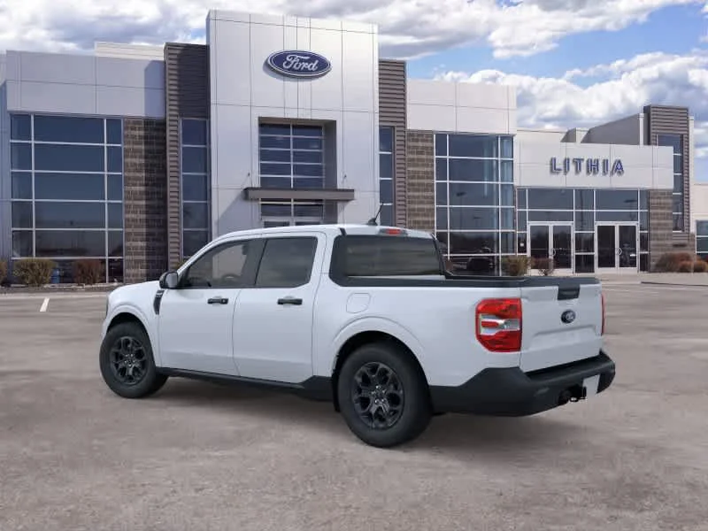 New 2026 Space White Metallic Ford XLT image 4
