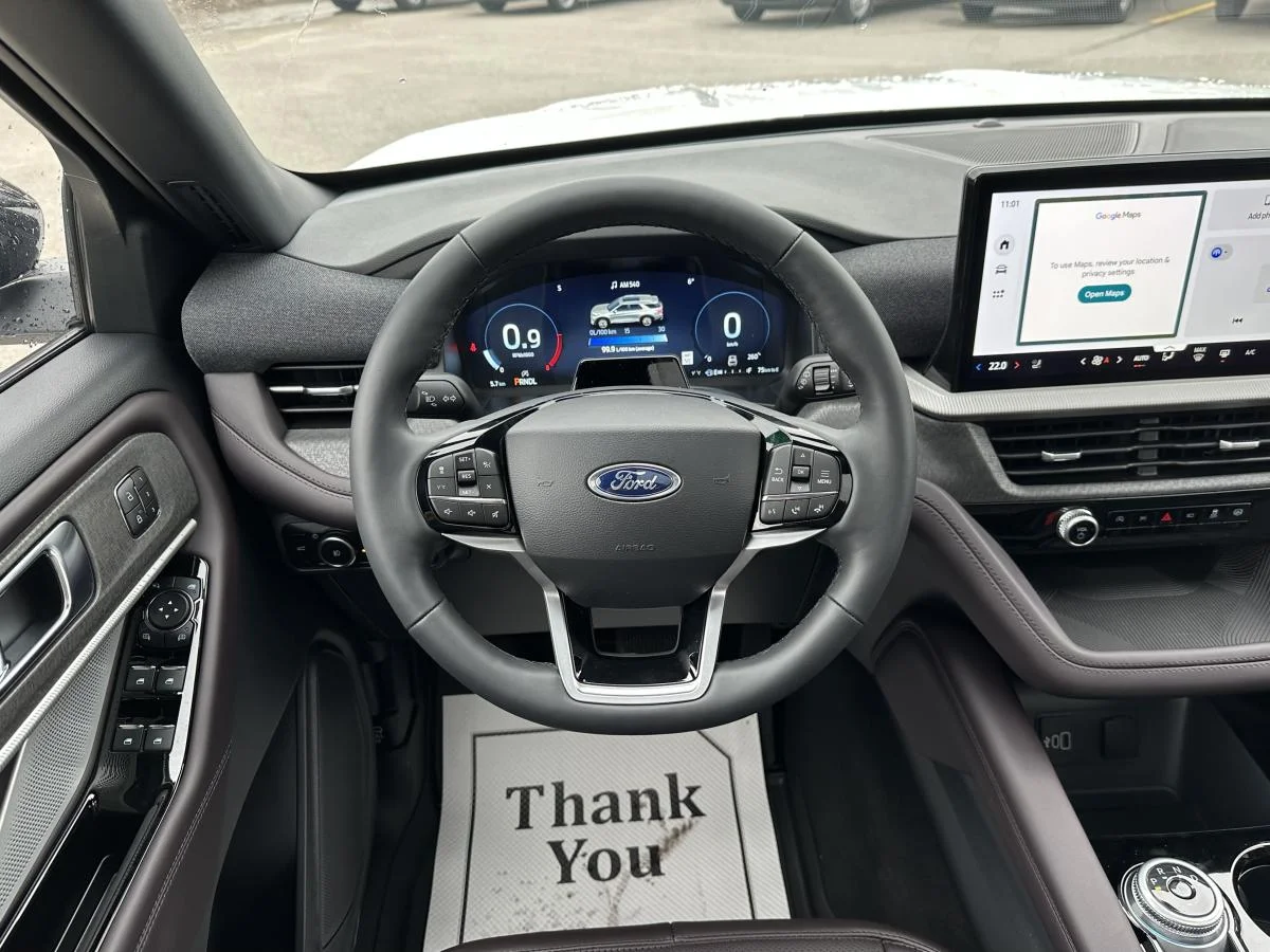New 2026 White Ford Platinum image 13