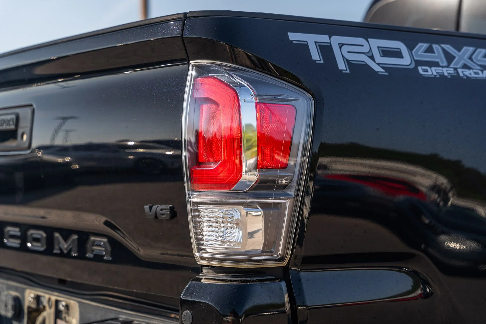 Used 2022 Black Toyota TRD Off-Road image 13