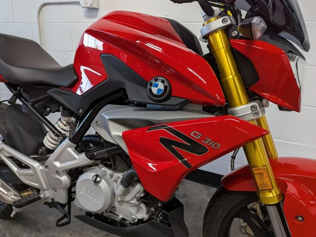 Used 2020 RACING RED BMW 310 R Racing Red image 6