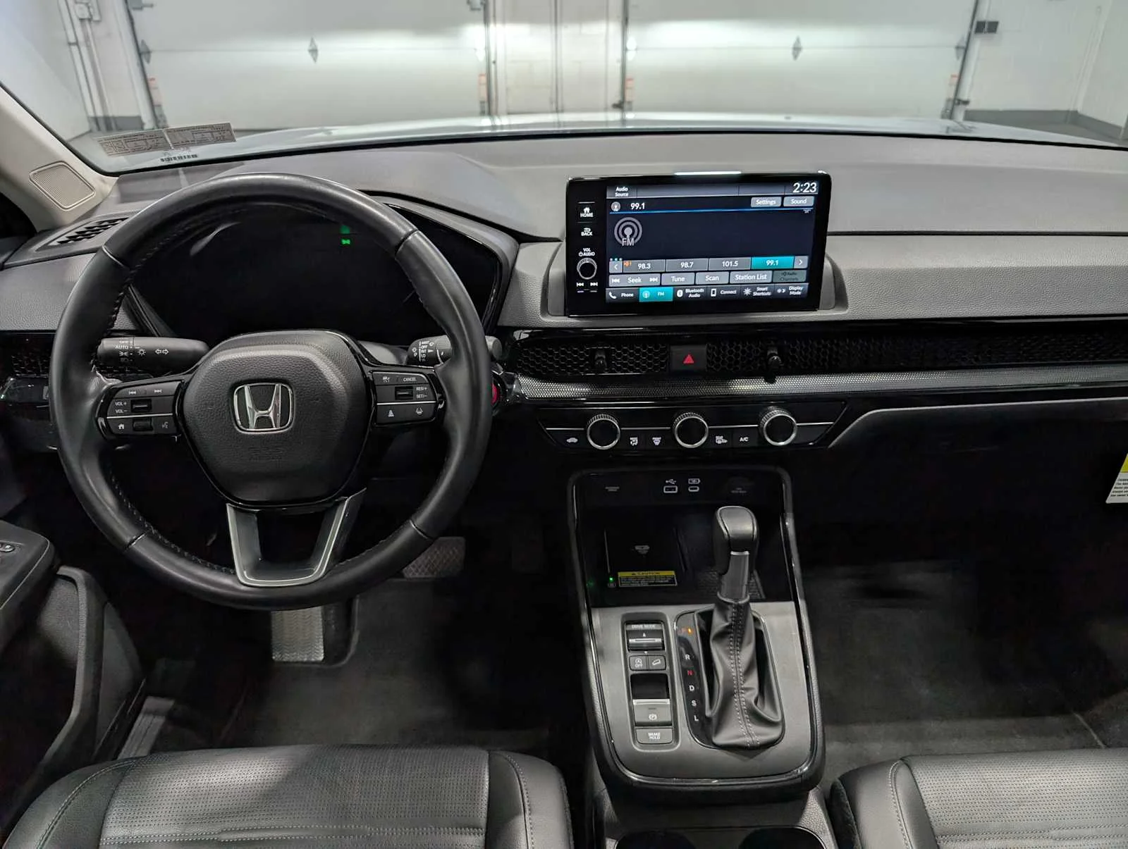 Used 2025 Urban Gray Pearl Honda EX-L image 18