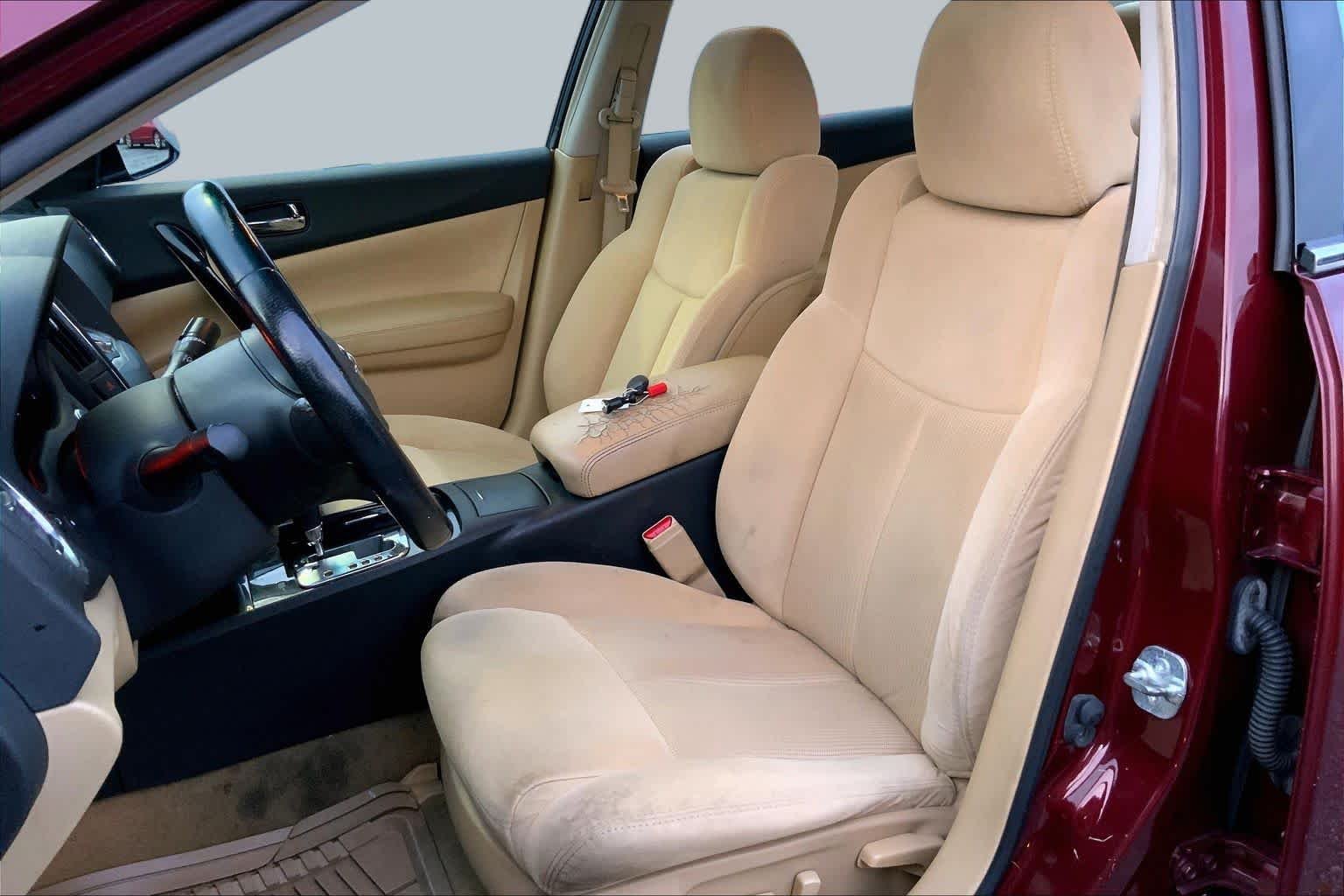 Used 2011 Tuscan Sun Metallic Nissan 3.5 S image 7