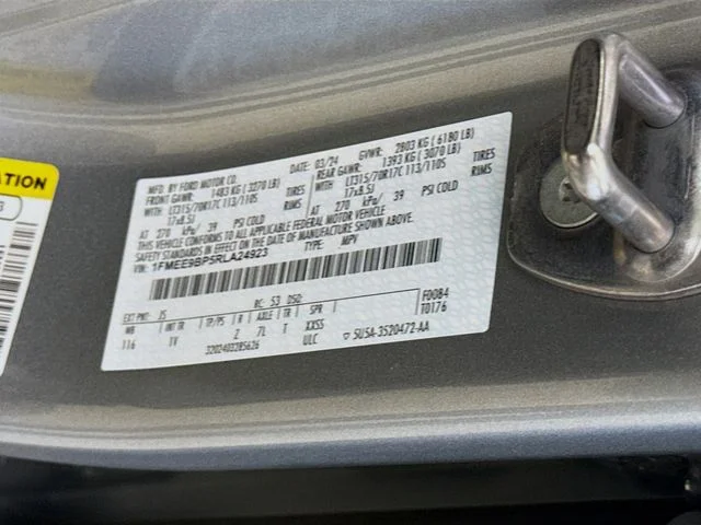 Used 2024 Silver Metallic Ford Badlands image 31