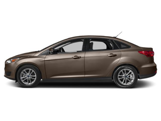 Used 2018 Oxford White Ford SE image 3