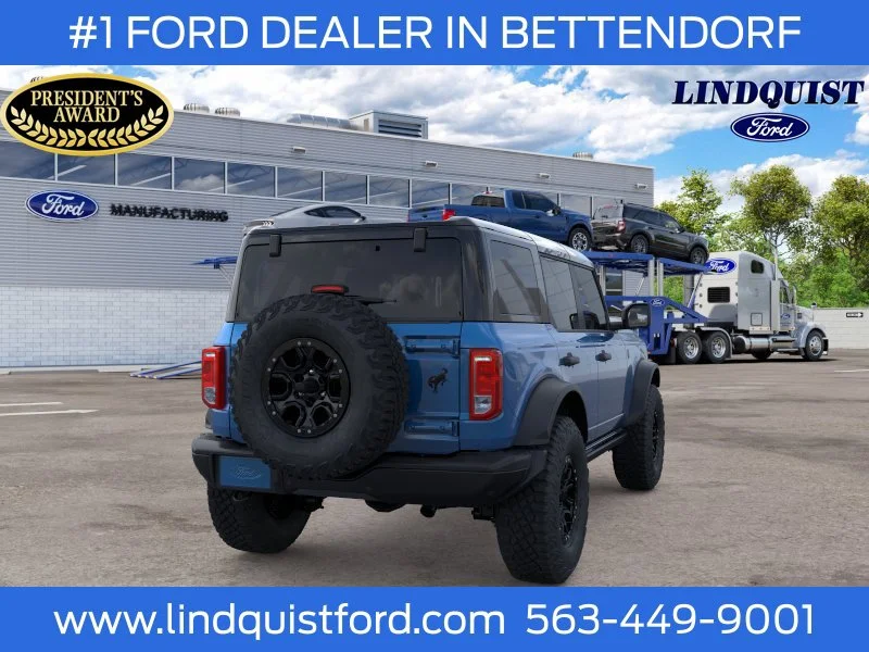 New 2026 Velocity Blue Metallic Ford Big Bend® image 9