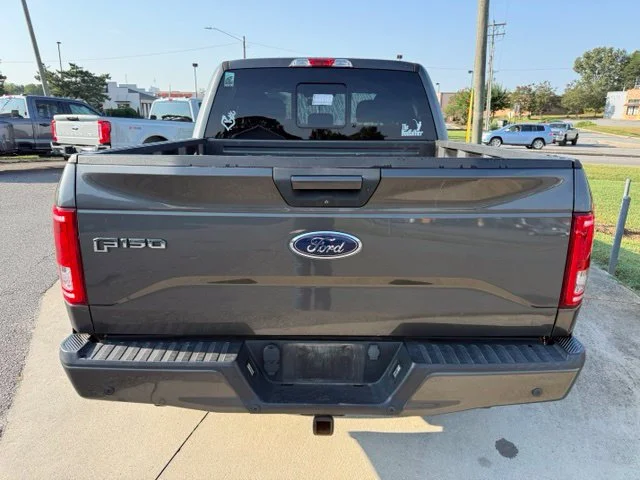 Used 2017 Gray Ford XLT image 8