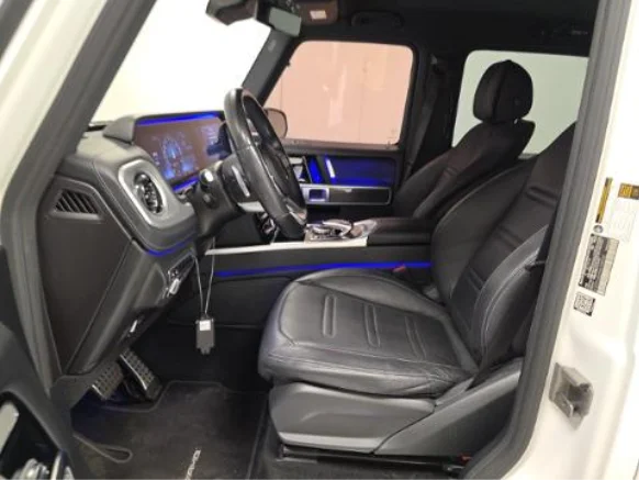 Used 2021 White Mercedes-Benz G 550 image 4
