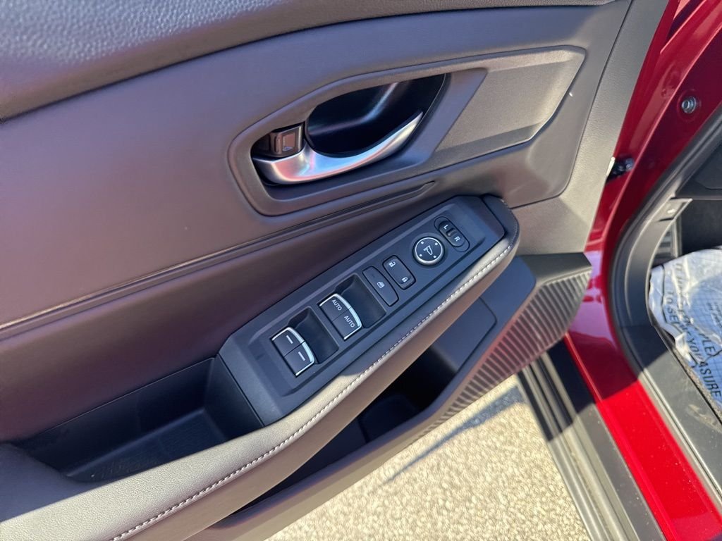 2025 Honda Accord Hybrid Sport - Photo 17