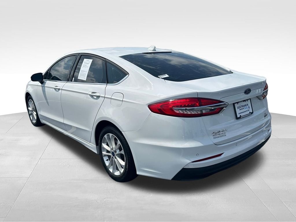 Used 2020 White Ford SE image 3